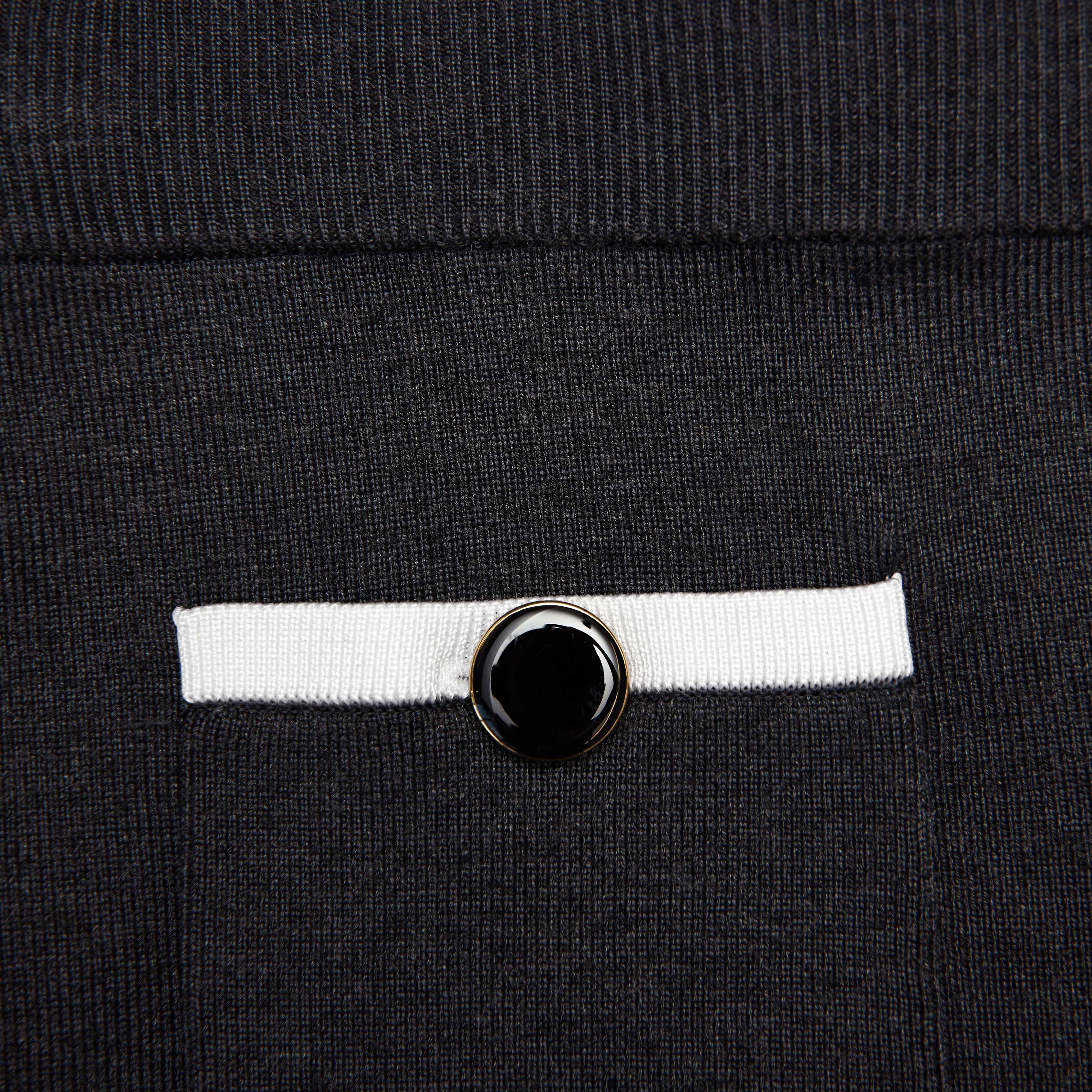 Grey Knit Shorts - Image 5